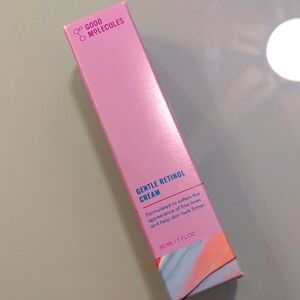 Good Molecules Gentle Retinol Cream
